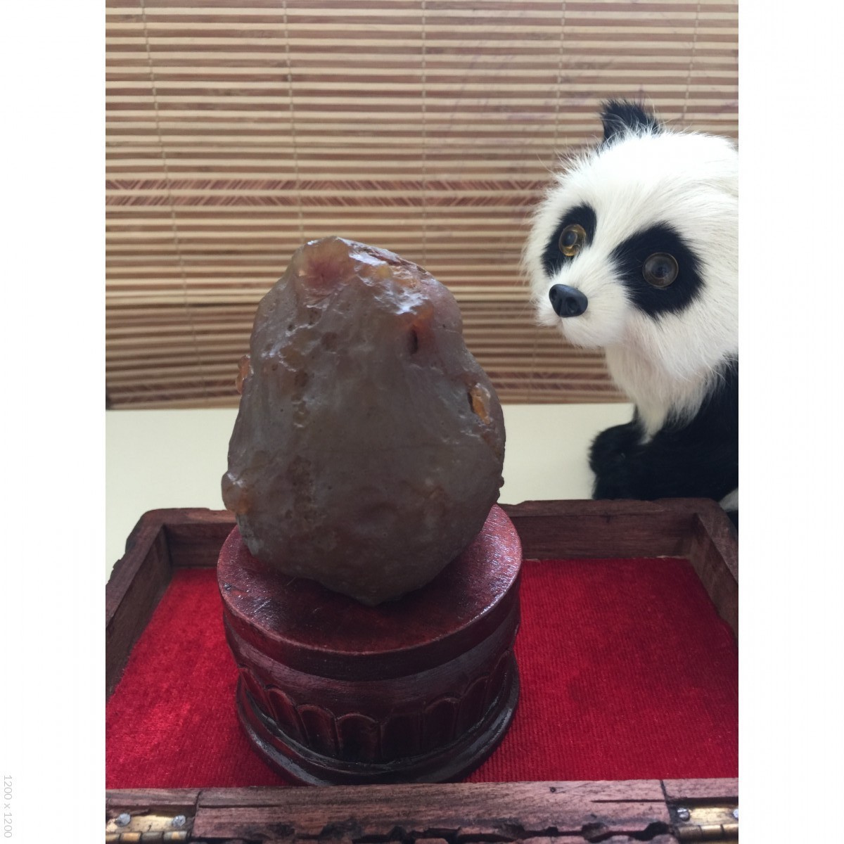 石馆 精绝奇石 国宝熊猫 藏品名称:国宝熊猫 石种:玛瑙 产地 大小