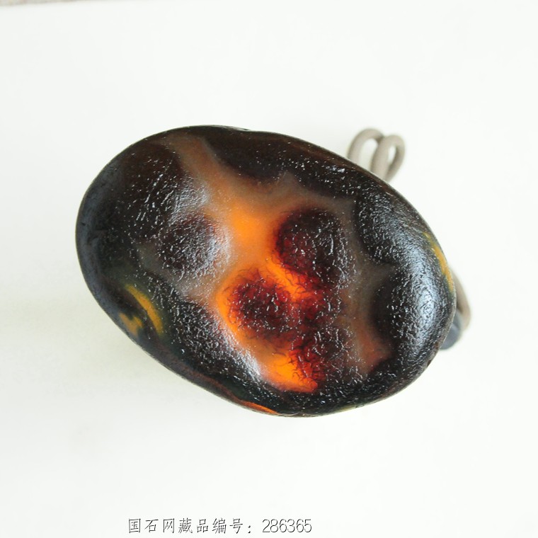 马达加斯加玛瑙原石籽料天然花纹奇石象形把玩观赏石-包邮-《熊猫趣》