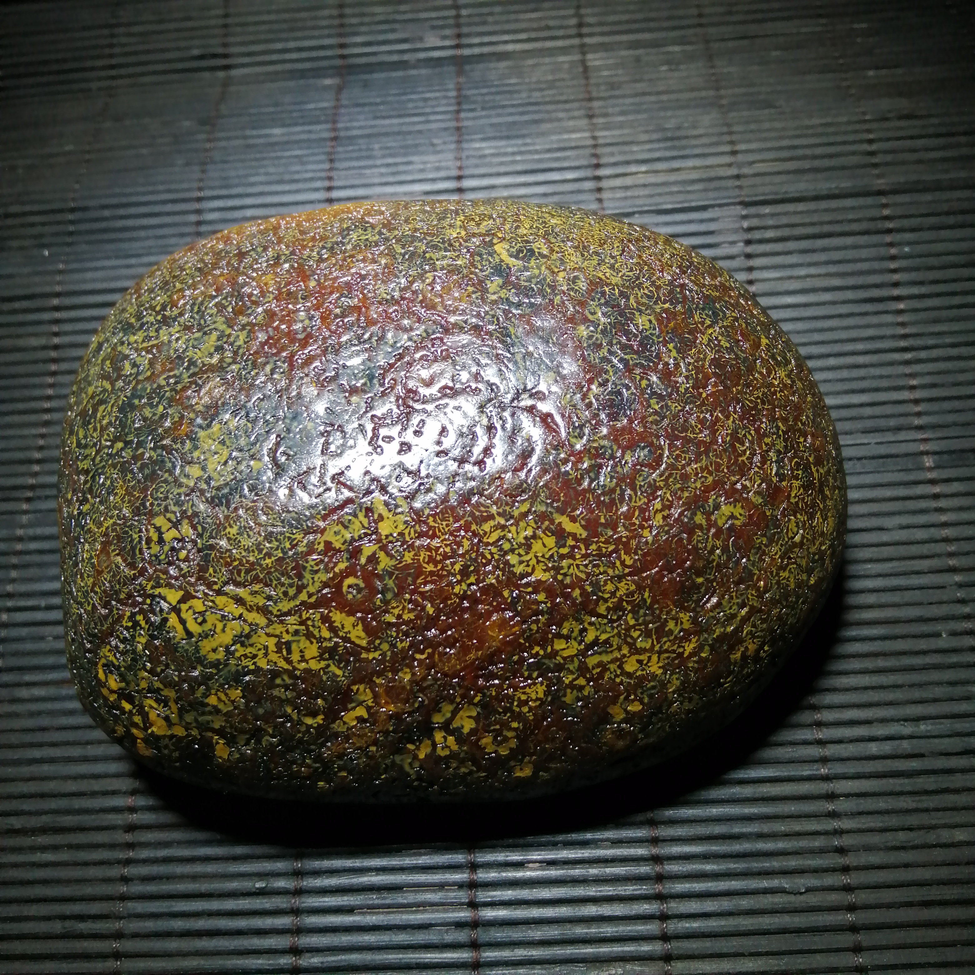 大玛瑙原石象形黄金龟