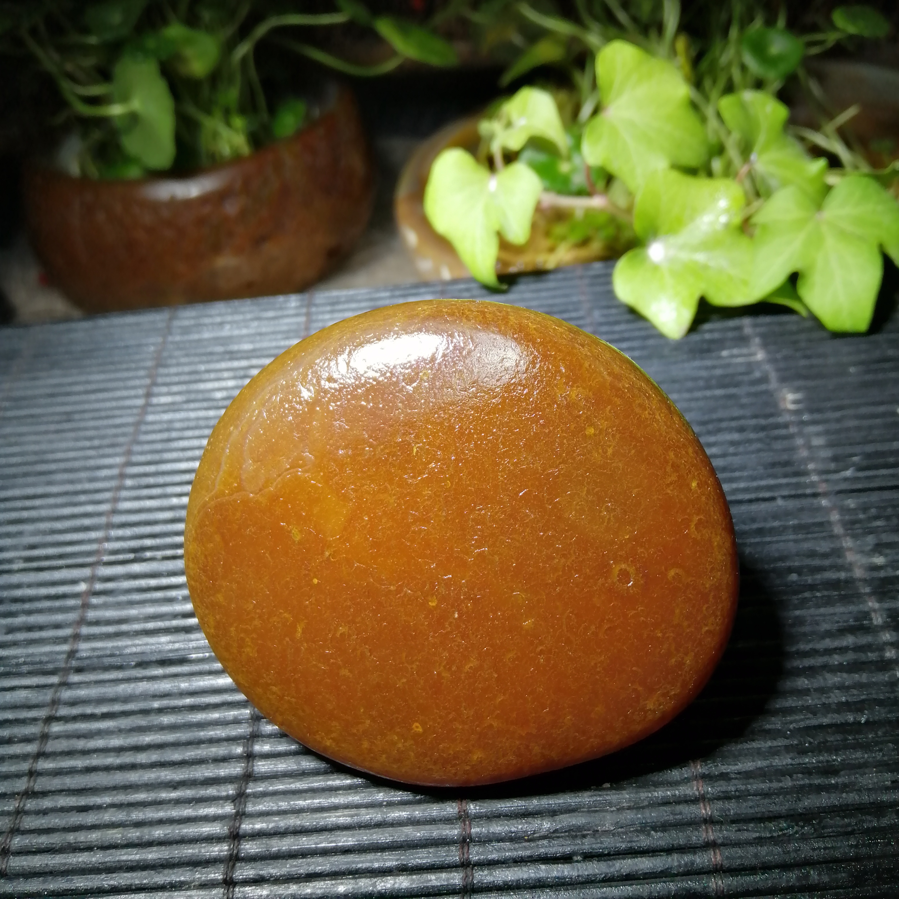 玛瑙籽料平底
