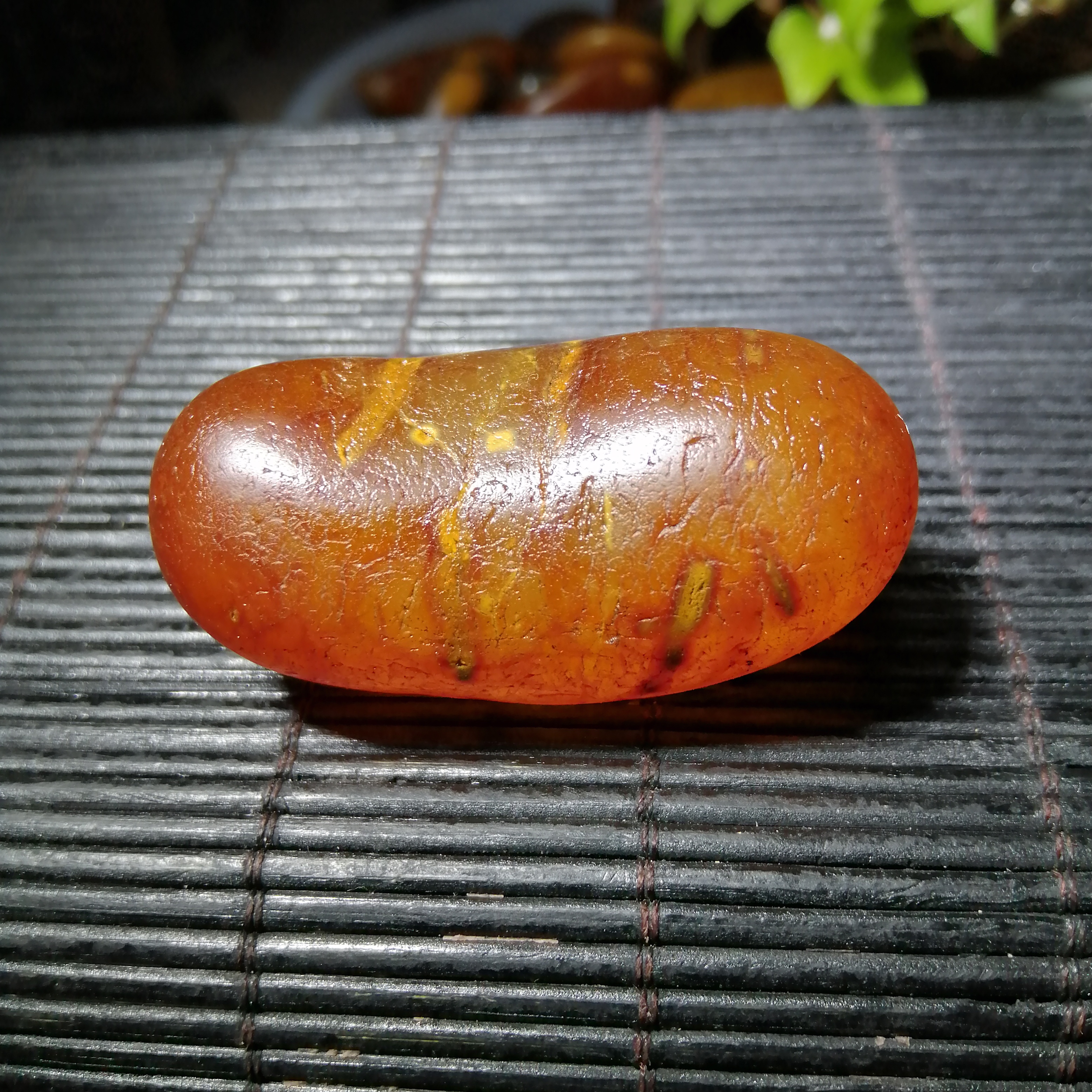 玛瑙籽料象形萝卜