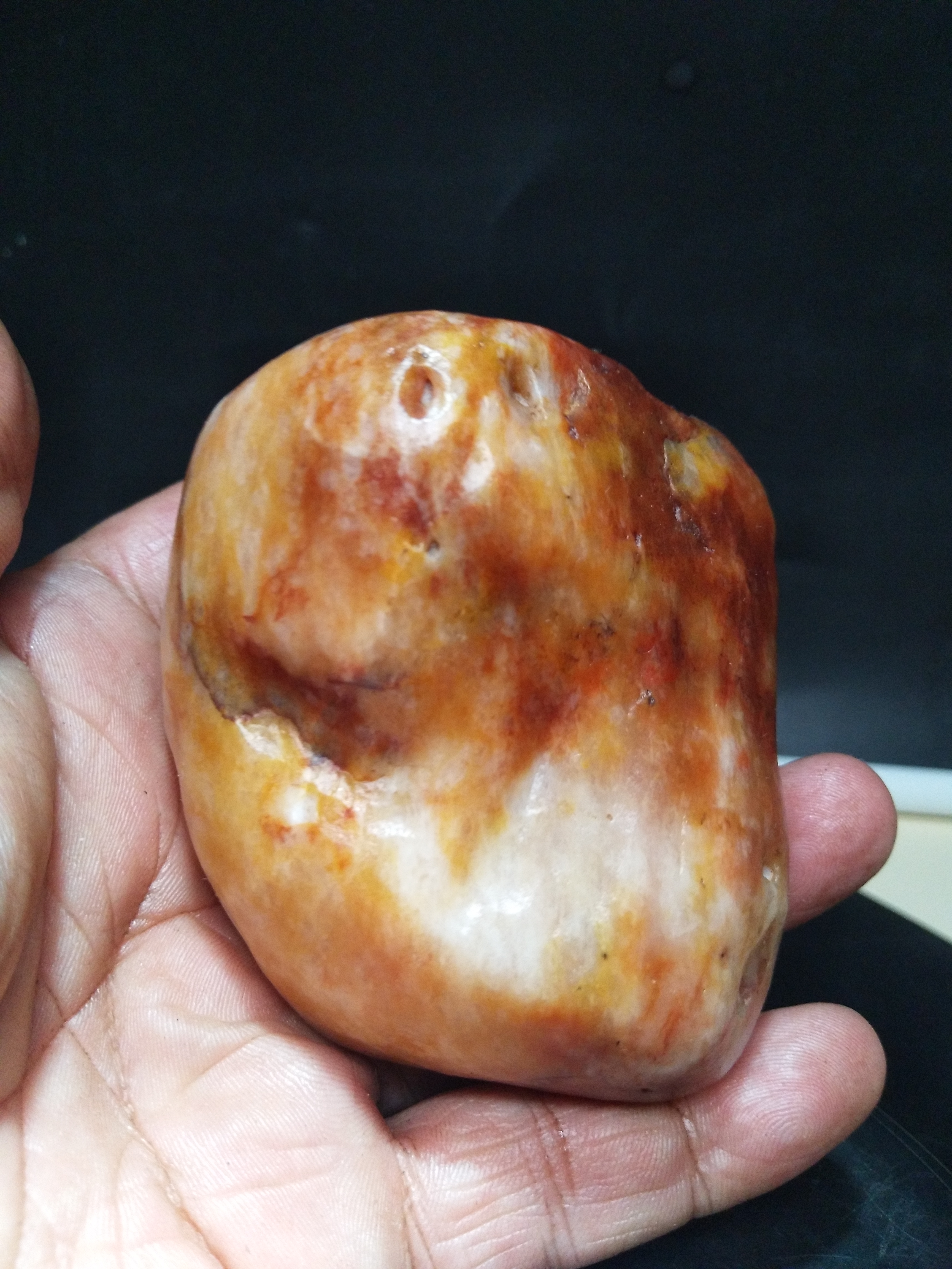 石馆 品石居  金丝玉  藏品名称:金丝玉 石种:金丝玉 产地:新疆哈密