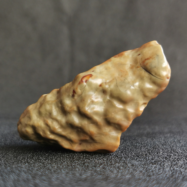 阿拉善戈壁玛瑙原石，马牙石，象形石：生命崇拜。请看楚尺寸再拍！