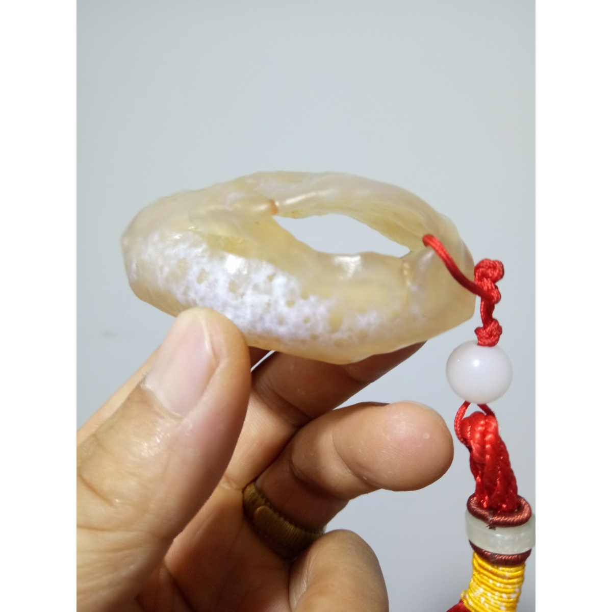 路路通天然玛瑙手把件