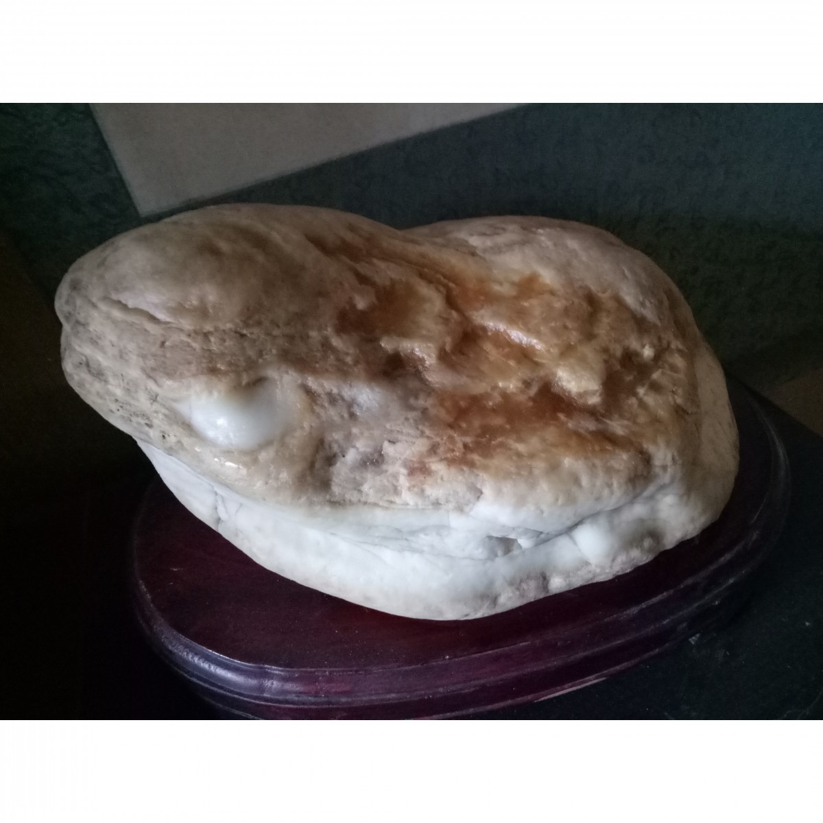 石馆 雪浪斋  金蟾纳福 藏品名称:金蟾纳福 石种:唐河玉 产地: 大小