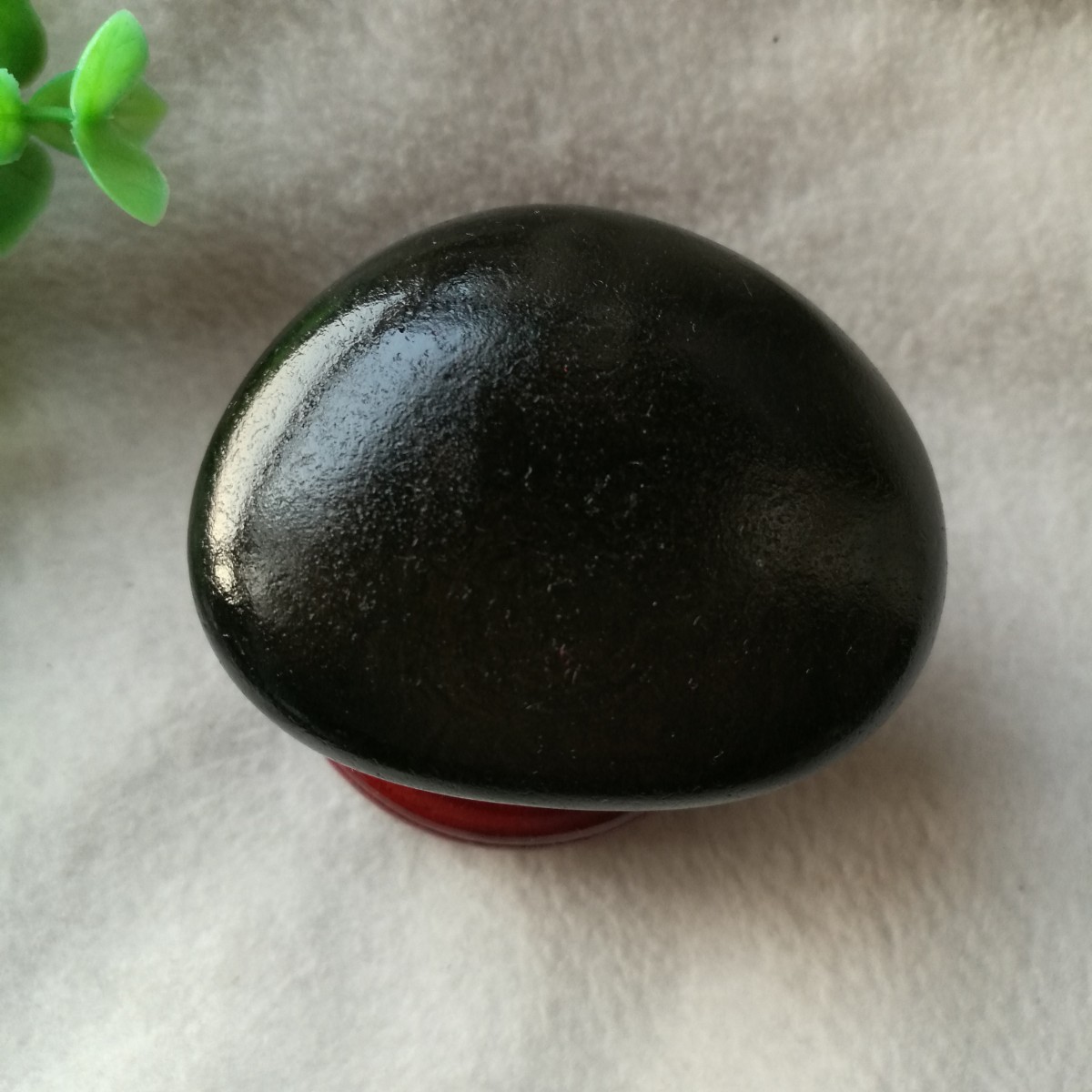 石馆 地上星亮晶晶水晶店  黑玛瑙,小石中石(放漏) 藏品名称:黑玛瑙