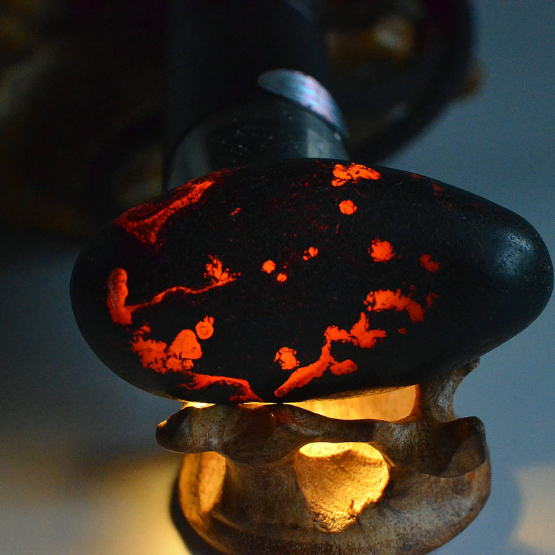 黑里透红 松梅相映 【马料 籽料】一口价