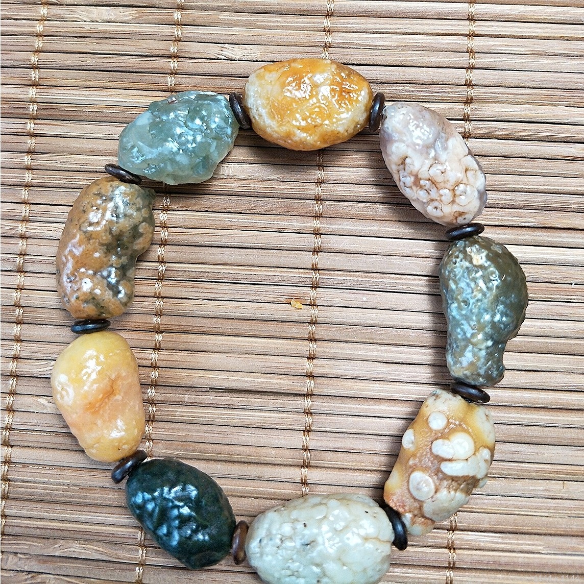 纯天然戈壁玛瑙玉化鱼籽玛瑙随形手串