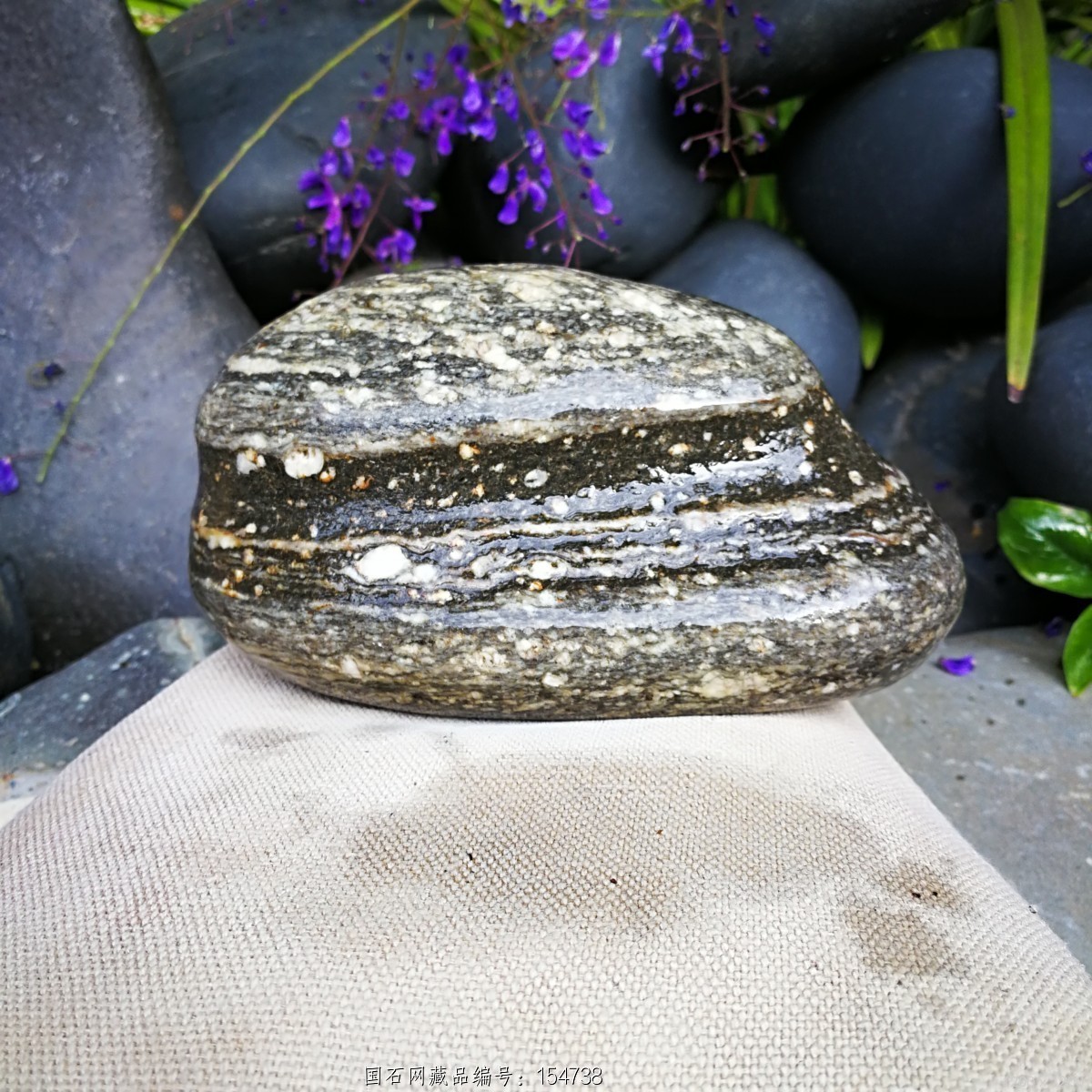 奇石搬运工  怒江雪浪石摆件 藏品名称:怒江雪浪石摆件 石种:怒江石