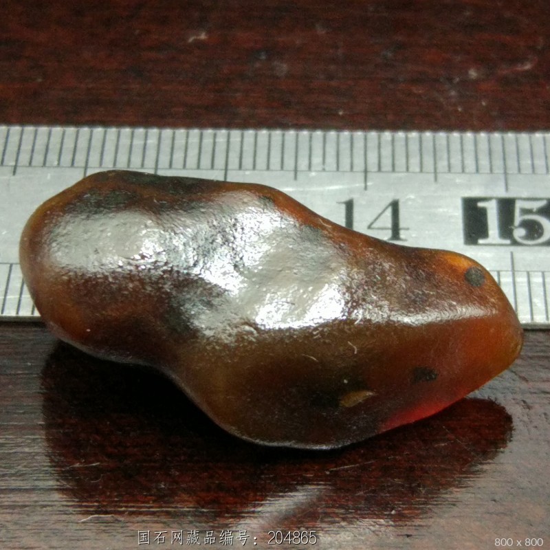 石馆 嘉美玩石  《小鸡》 藏品名称:《小鸡》 石种:戈壁石 产地: 大小