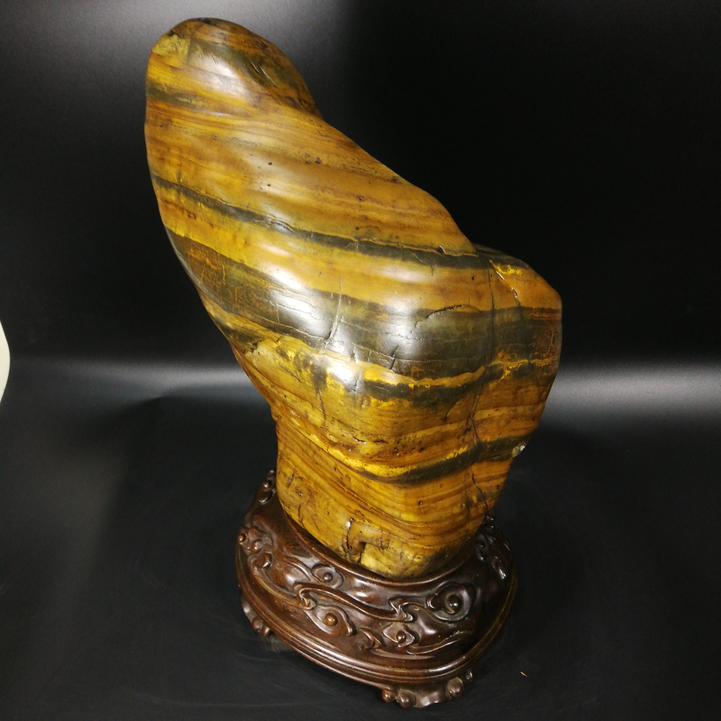 有容乃大 - 石馆 - 国石网