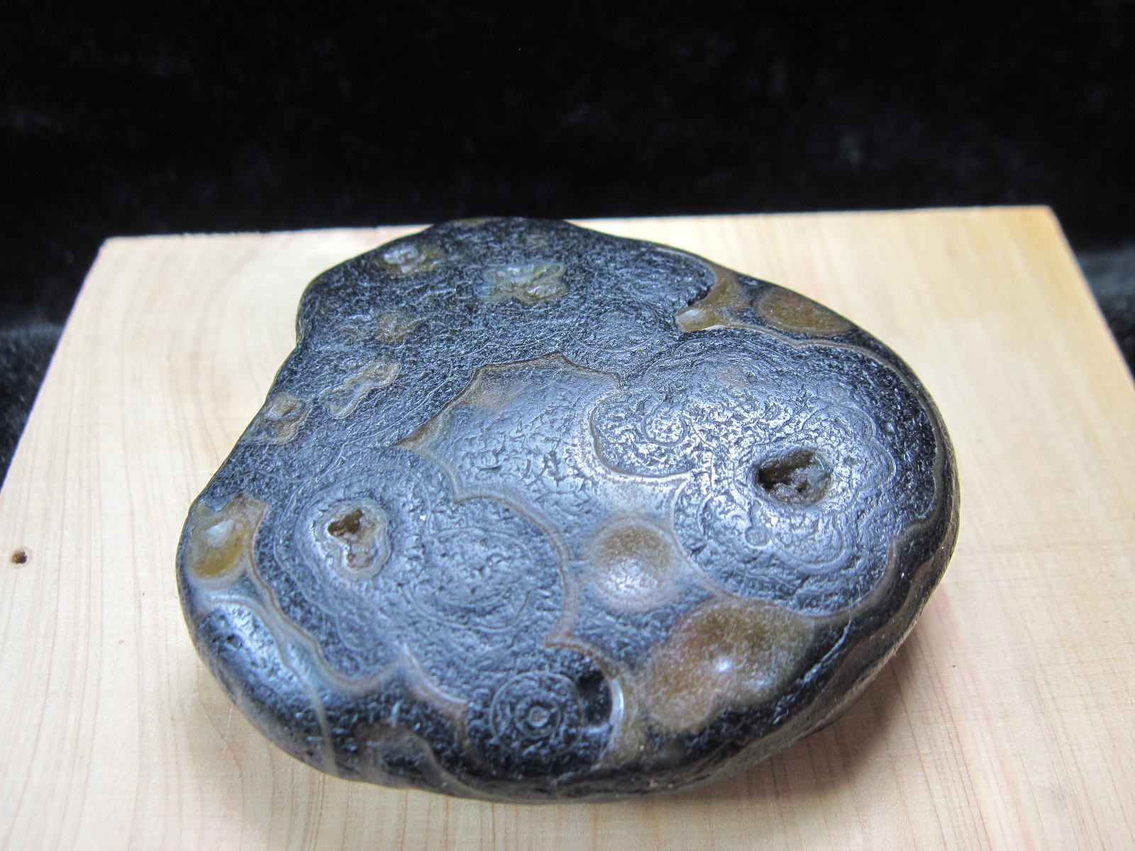 41881 马达加斯加 冰彩玛瑙 原石 150 爱奇石语