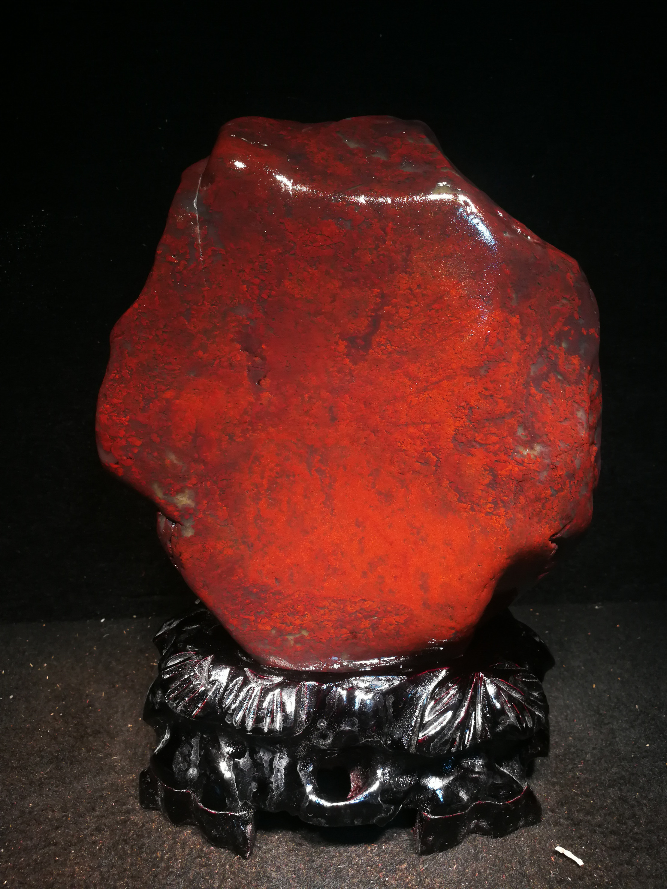 《镇宅石》桂林鸡血玉摆件奇石